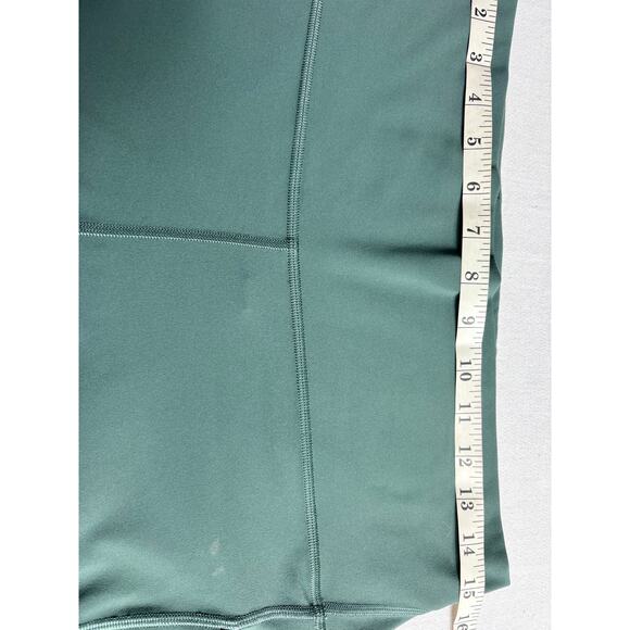 Lululemon Align High Rise Shorts with Pockets 6" Size 14 - Picture 5 of 8